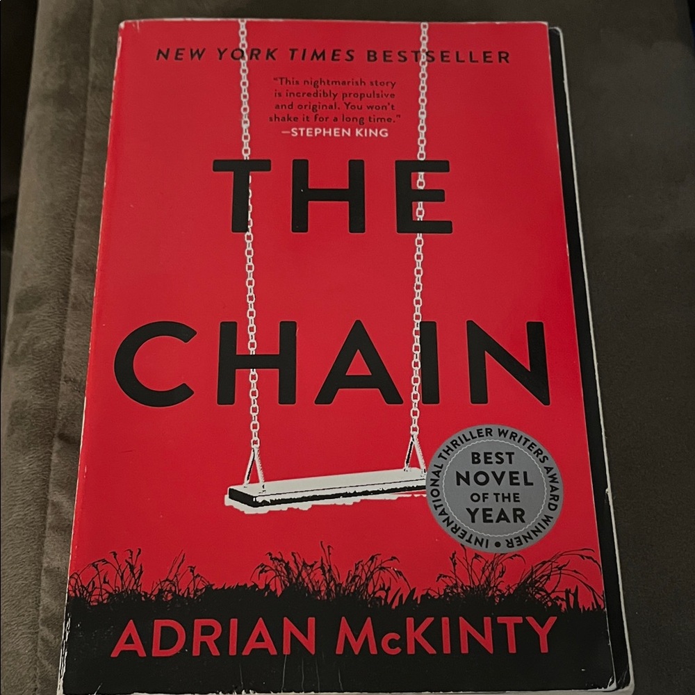 The Chain by Adrian McKinty - Red Cover